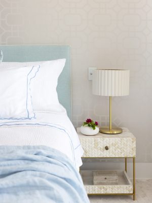 Luxury unit renovations Golden Beach – open-plan coastal living with natural light and premium finishes”